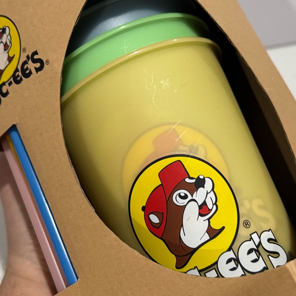 Buc-ee’s Color Changing Tumblers - Picture 6 of 6